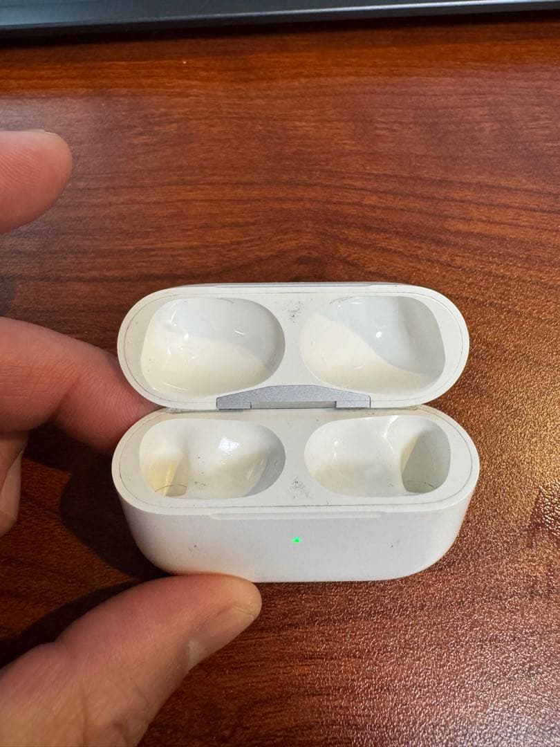 イヤホン AirPods pro2 Gen2 MQD84J/A