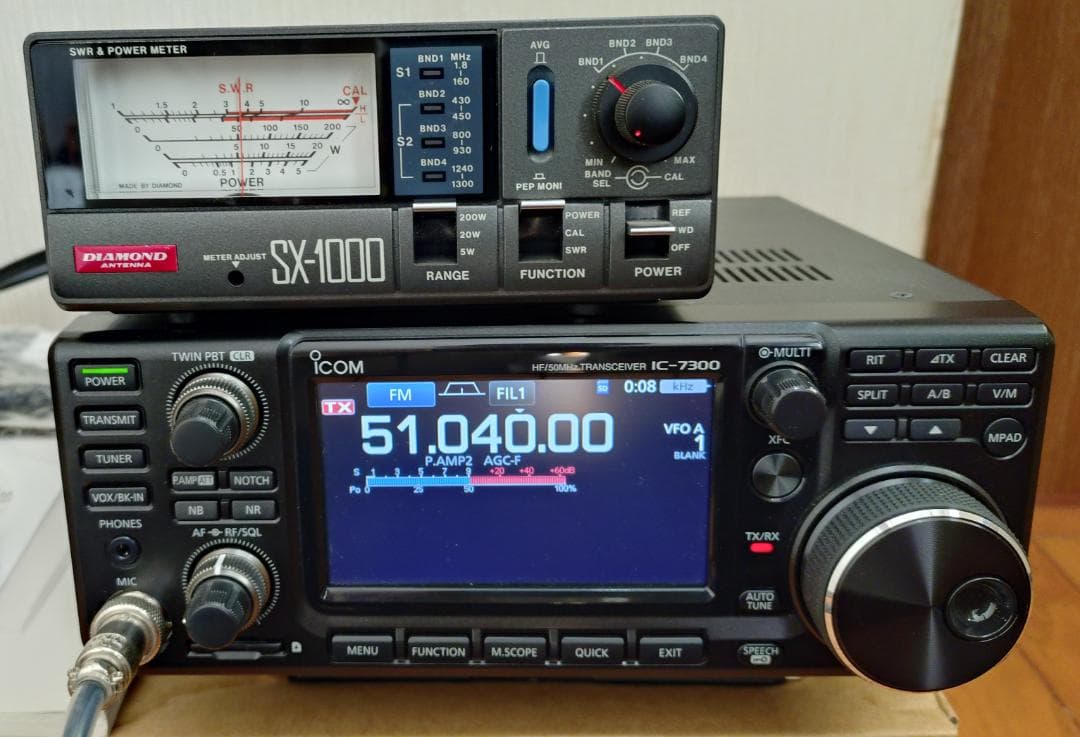 ★★★アイコムＩＣ－７３００Ｍ（５０Ｗ）ＤＣ-ＤＣコンバータ他付属品あり★★★