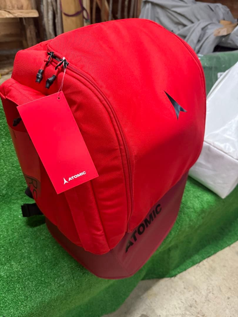 ATOMIC RS 70 HEATED スキー用バックパック 赤