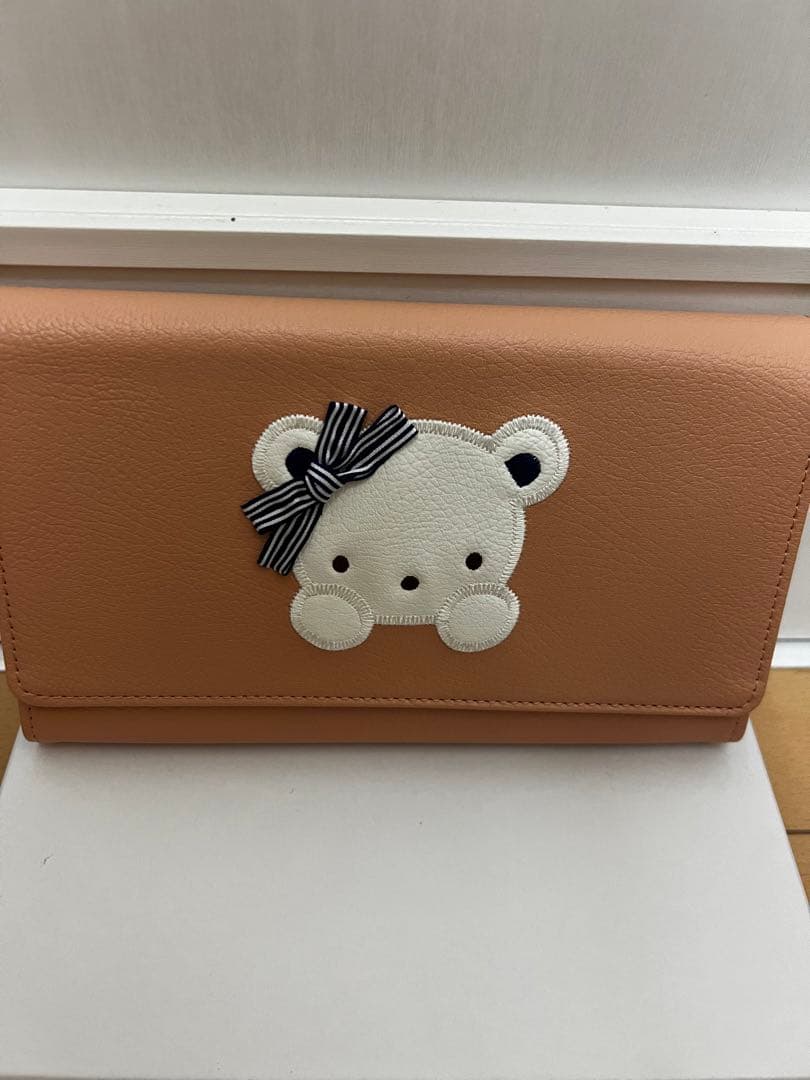 新品未使用⭐︎ファミリア⭐︎カスタマイズウォレット⭐︎クマ刺繍 ⭐︎ピンク⭐︎長財布