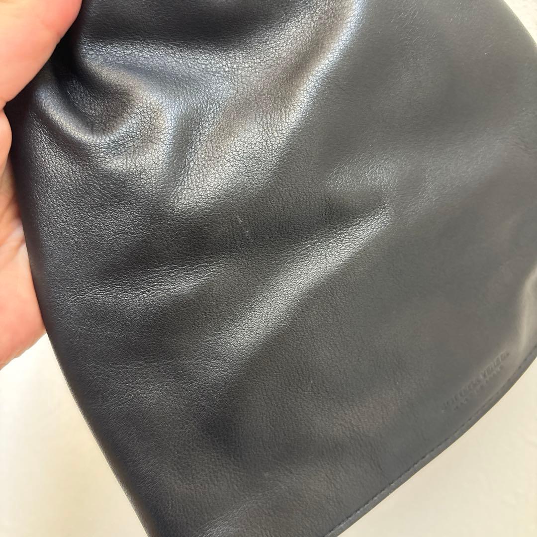 BOTTEGA VENETA（ボッテガヴェネタ）ミニザツイスト　ブラック