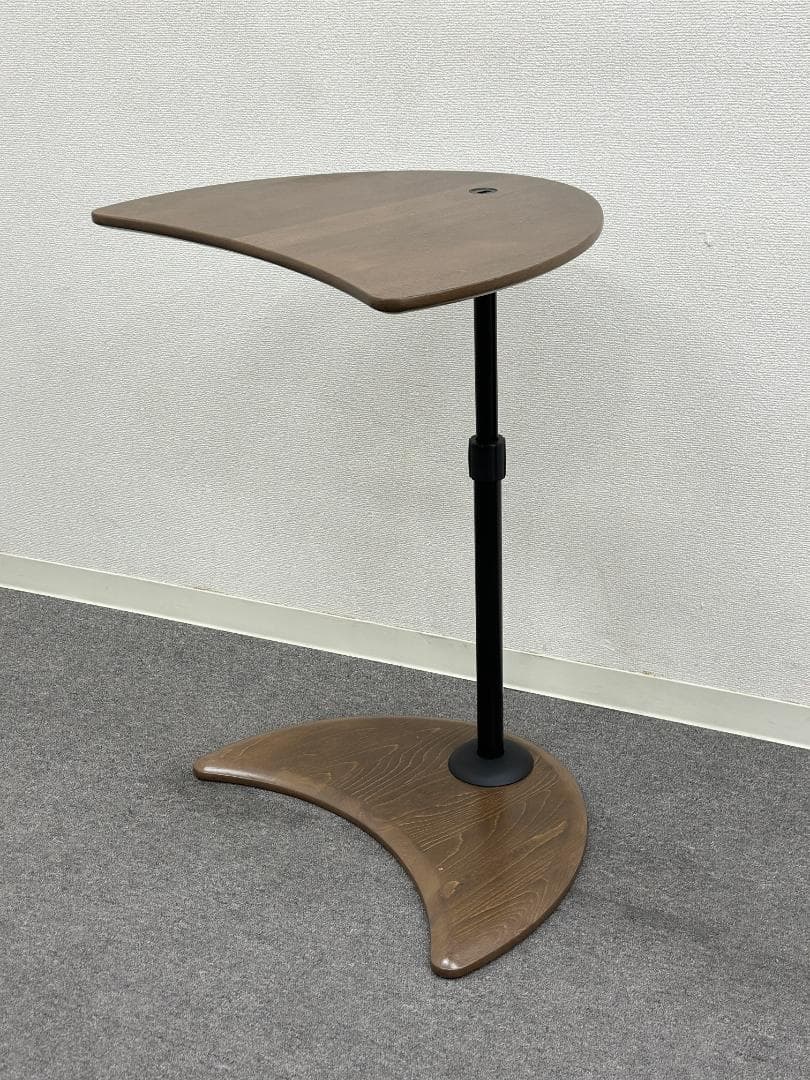 ALO■Stressless/ストレスレス　USBポート付のサイドテーブル