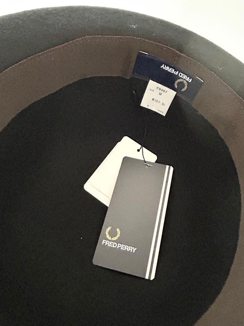 新品タグ付FRED PERRY ブラックボーラー帽