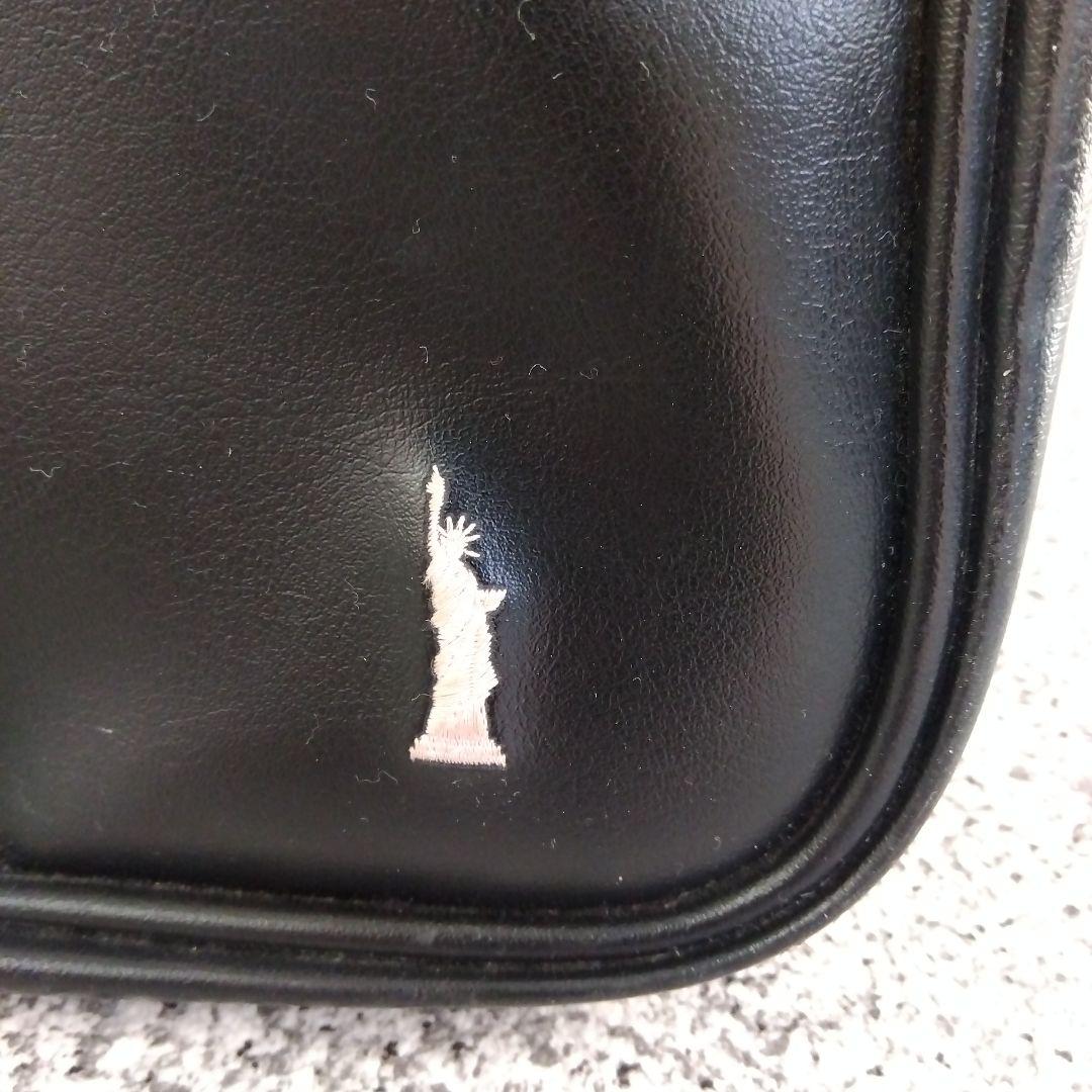 良品EAST BOYイースボーイ　黒ブラック✕ピンク刺繍スクールバッグ合成皮革