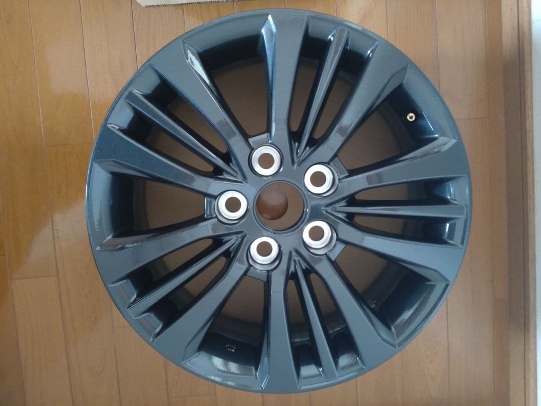 ヴォクシー　１６インチ純正アルミホイール２本セットＡ