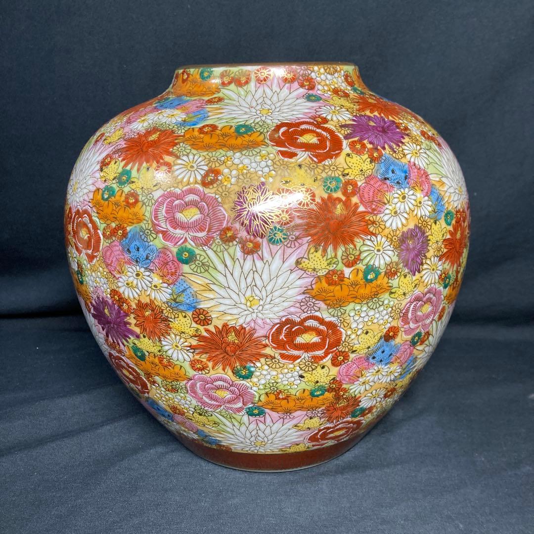 【美品】九谷焼 飾り壺 九谷章山 百花繚乱 金彩