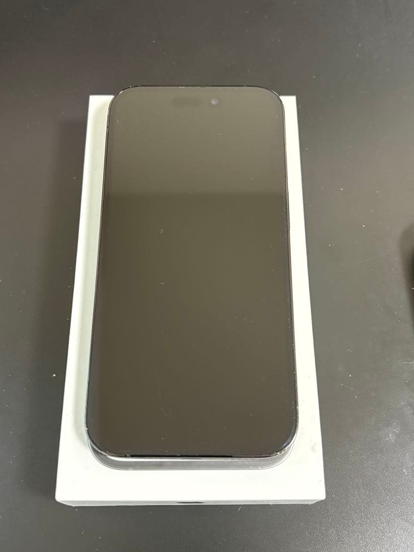 Apple iPhone 14 Pro スペースグレー 本体 背面割れ