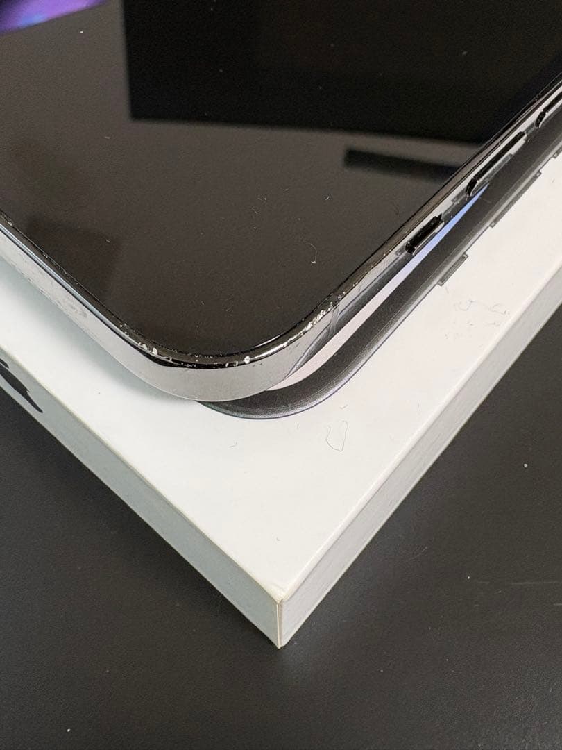 Apple iPhone 14 Pro スペースグレー 本体 背面割れ