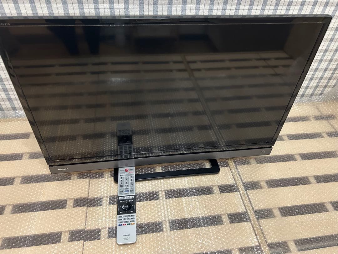 年末特価TOSHIBA REGZA(32型)フロントスピーカー美品　動作確認済