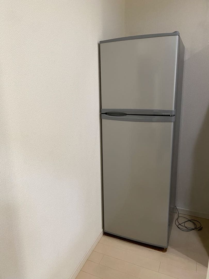 227L冷蔵庫　1〜3人向け【大宇 DR-B23AS】床板保護パネル付き