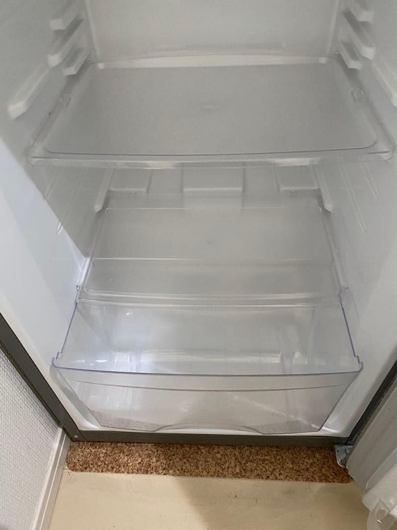 227L冷蔵庫　1〜3人向け【大宇 DR-B23AS】床板保護パネル付き