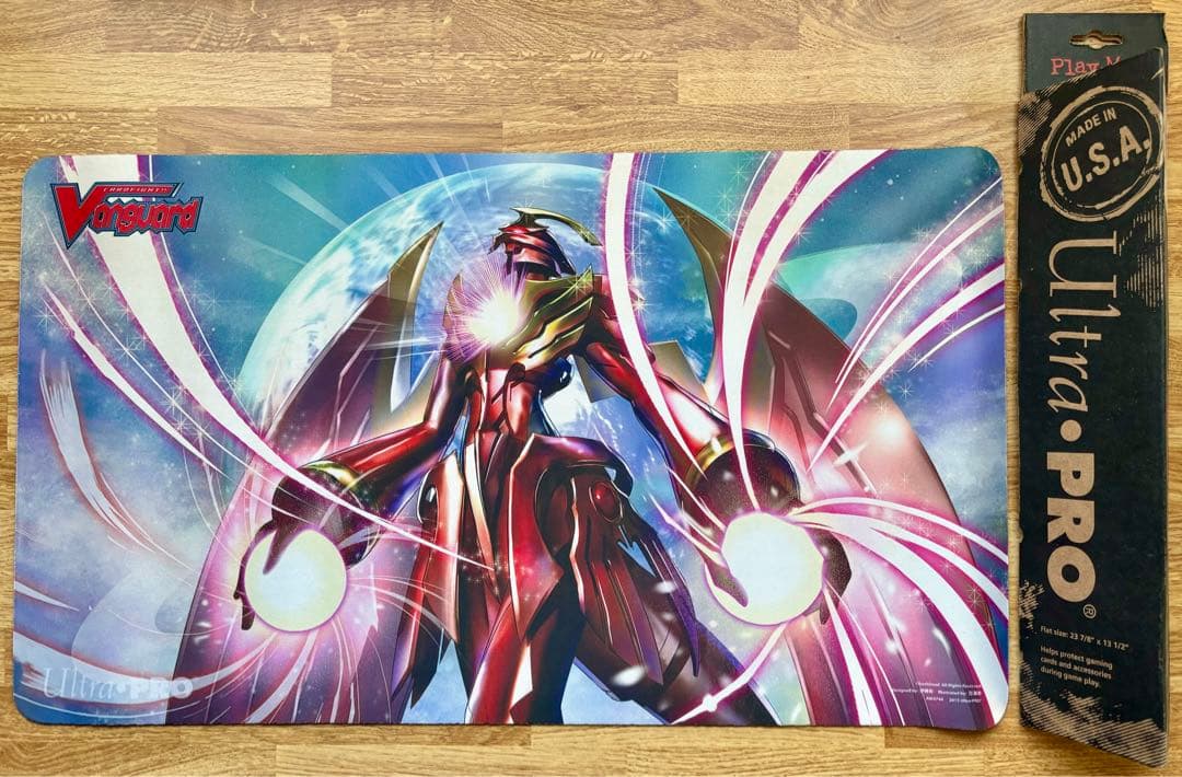 ヴァンガード 超越龍 ドラゴニック・ヌーベルバーグ プレイマット 未使用/未開封