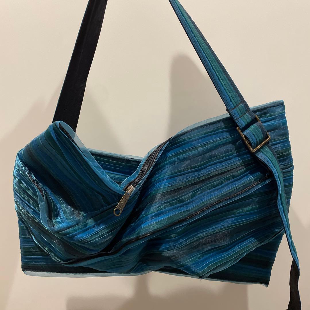 ☆再々値下げ☆kaopaoshuオーガンジー ボディーバッグ