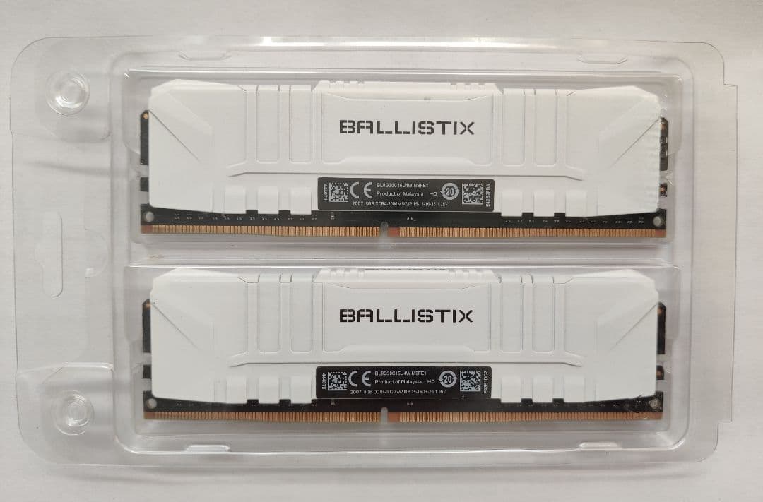 Crucial Ballistix DDR4 8Gx2 3000MHz 2枚組