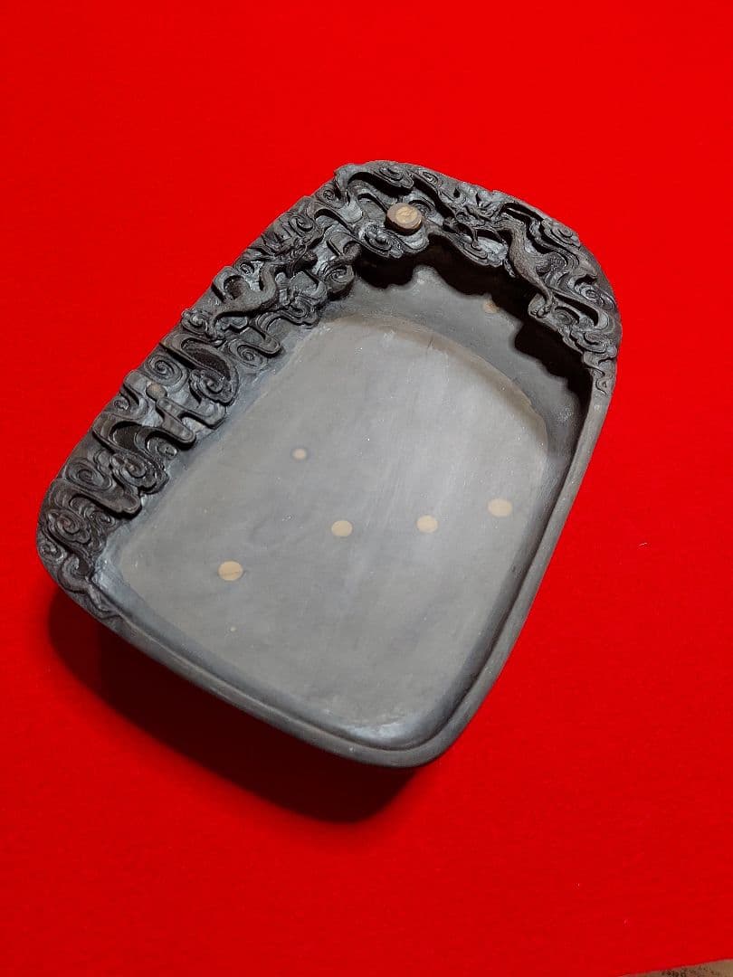 硯 見事な石眼 堂々たる風格