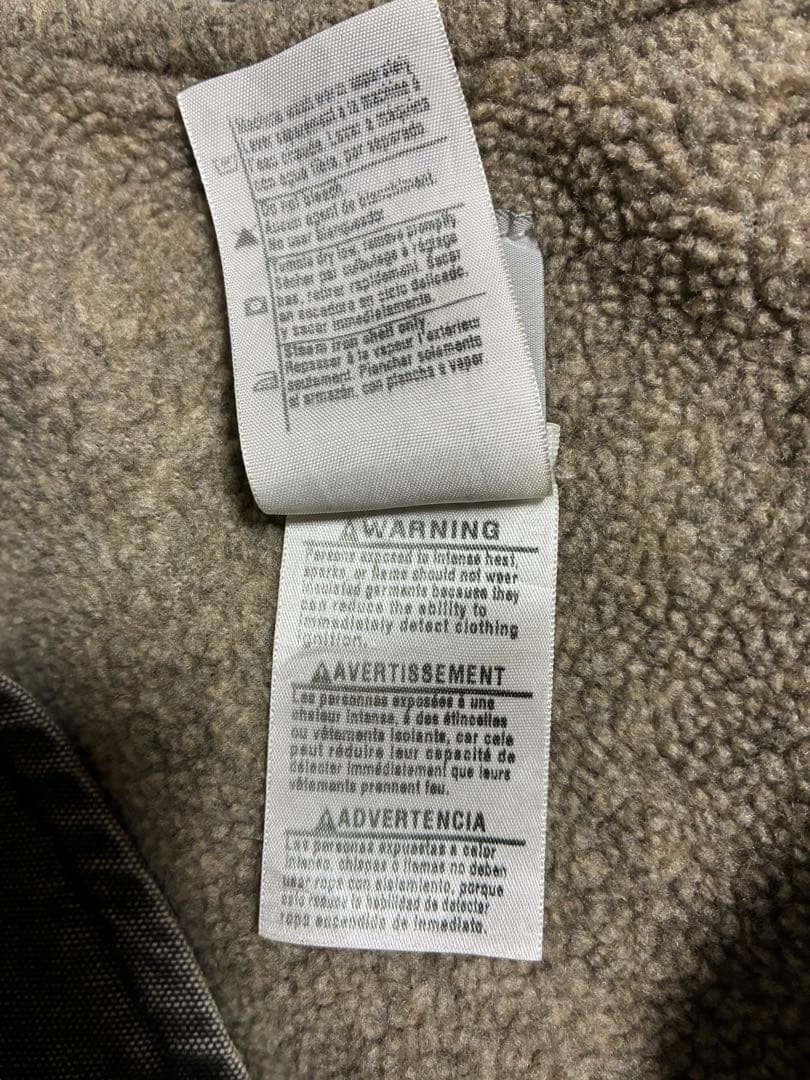 CarharttダックベストXLブラックフェードヴィンテージ