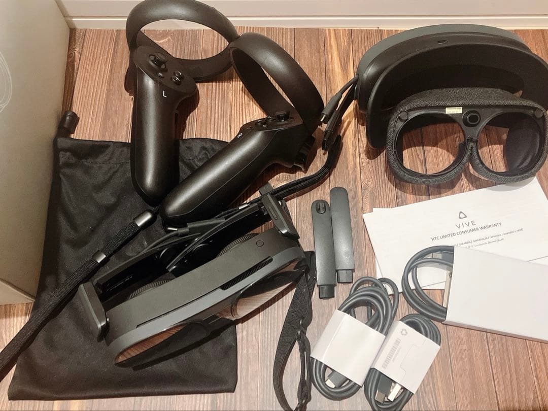 VIVE XR ELITE（VRゴーグル）