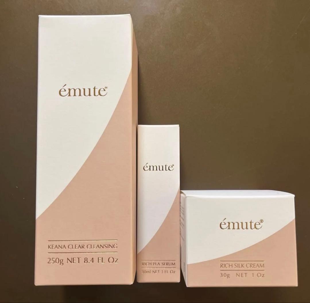 ミルミル エミューテ　クレンジング　セラムクリームセット