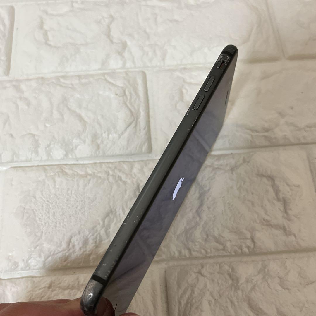 iPhone 8 Plus 64GB／最大容量67%／SIMロックあり