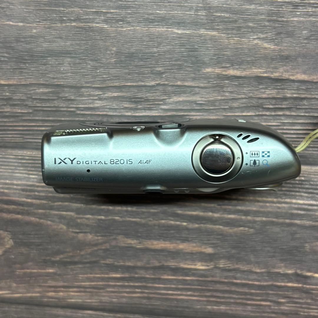 Canon IXY DIGITAL 820 IS シルバーSDカード付 デジカメ
