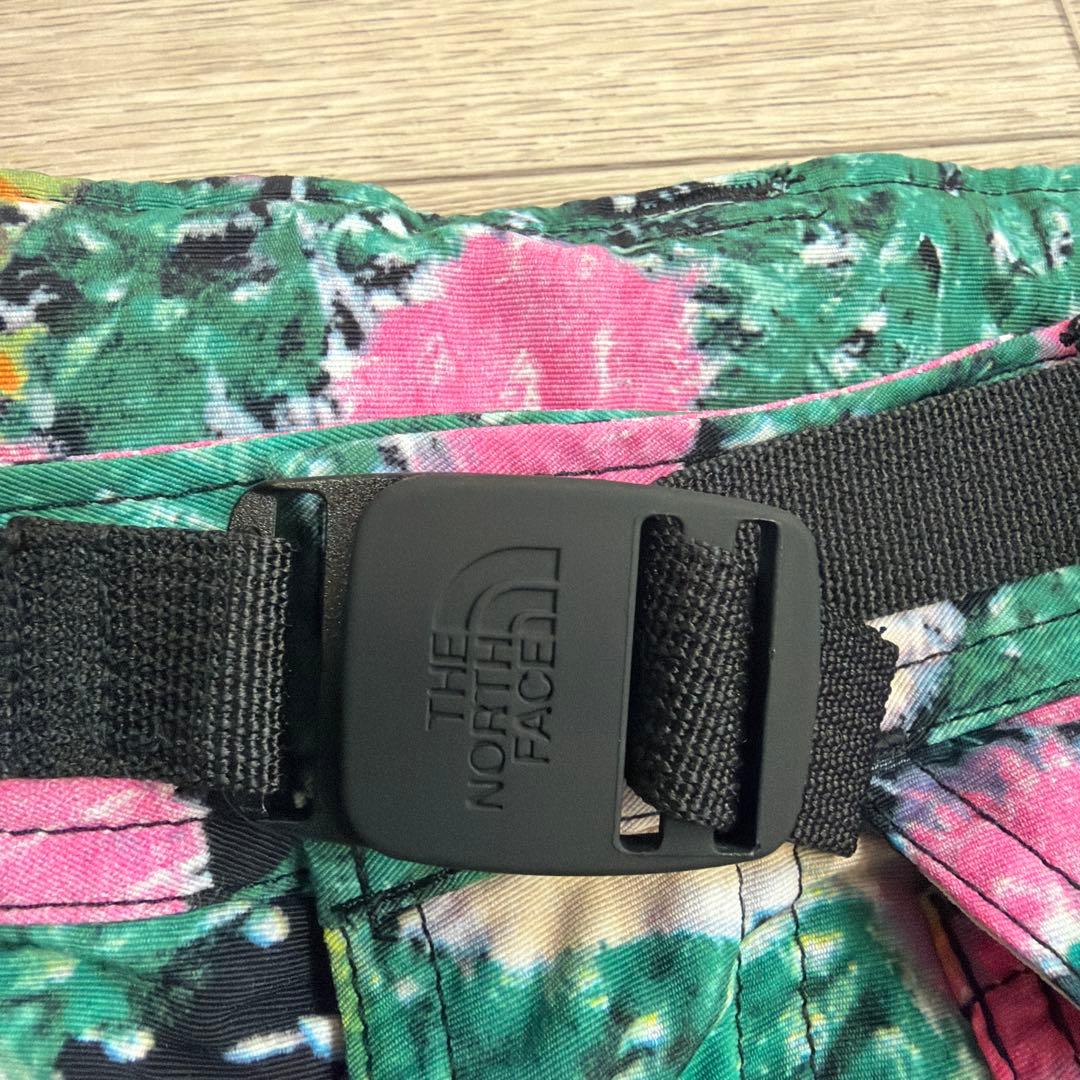 シュプリーム/ノースフェイス花柄ショートパンツ　フラワー