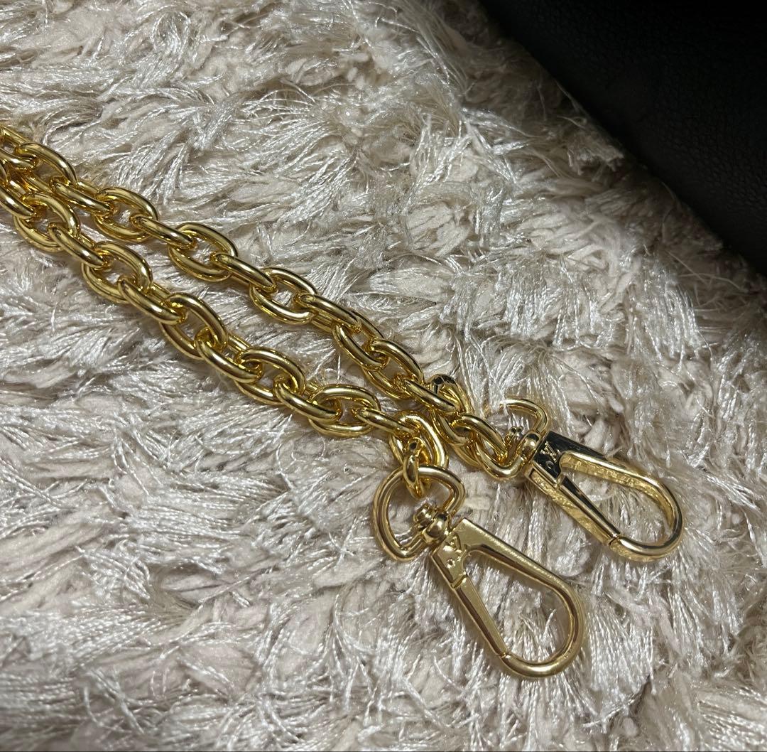 ♡ブラックハンドバッグ