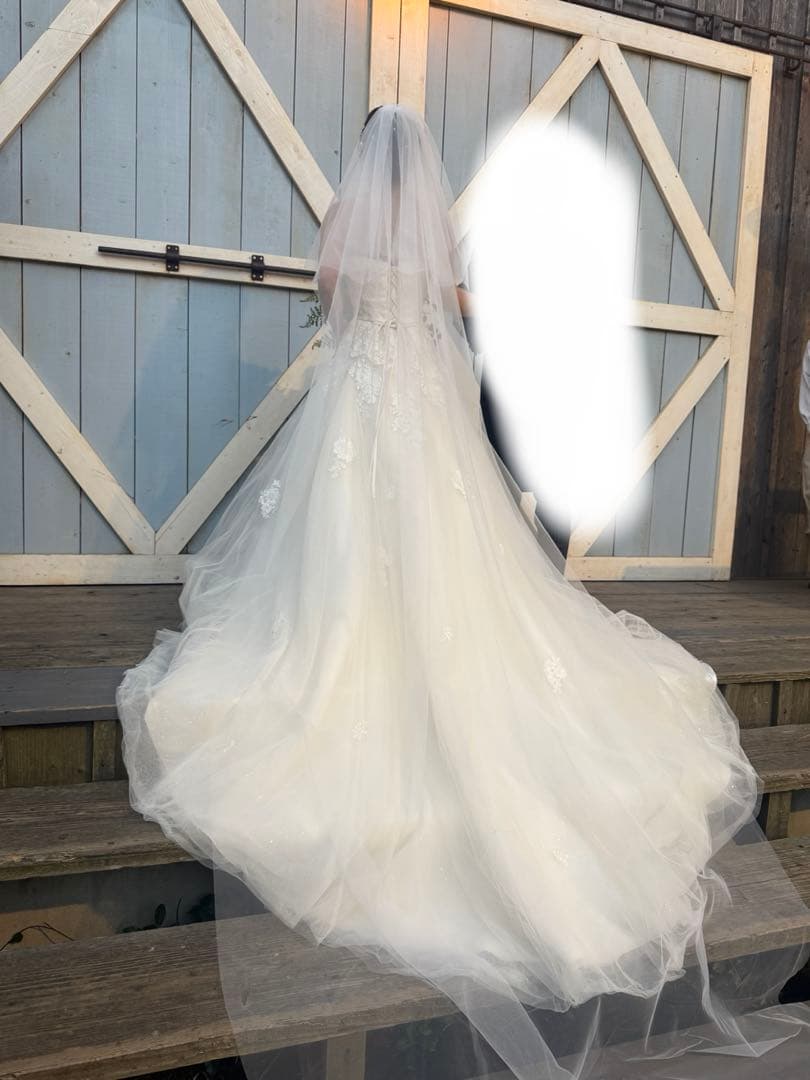 Aラインウェディングドレス 7-11号 キラキラ×チュール オフショル付属可能