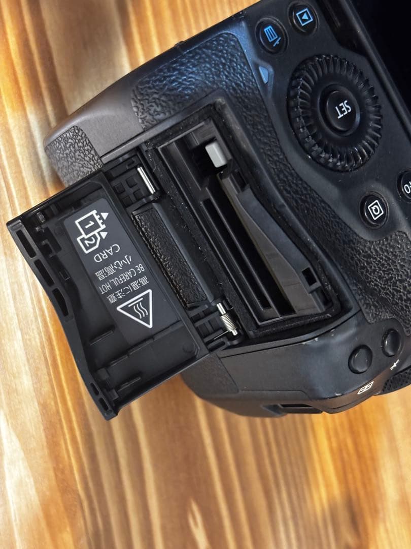 Canon EOS R5 ボディ[良品] おまけ付き