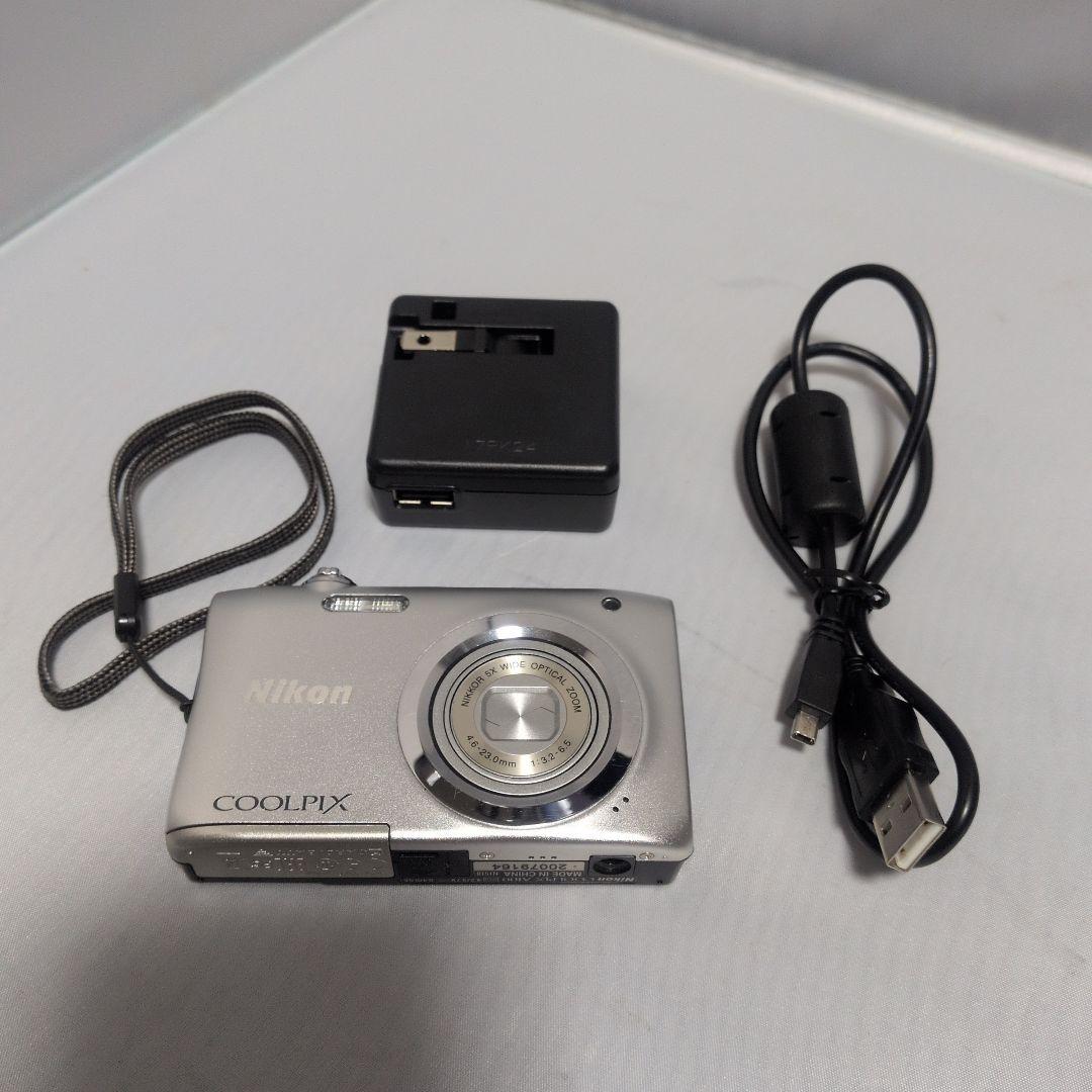 Nikon ニコン COOLPIX A100 N1518 デジタルカメラ