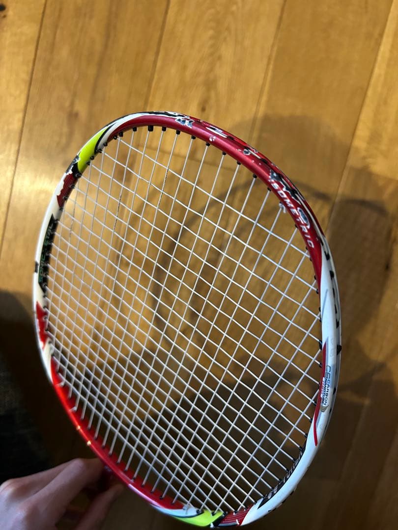 バドミントンラケット アークセイバー11 廃盤カラー