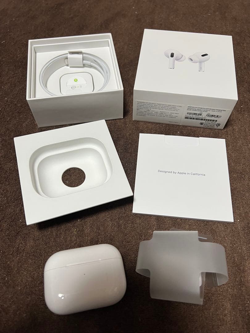 大特価価格！AirPods Pro本体 充電ケース付き