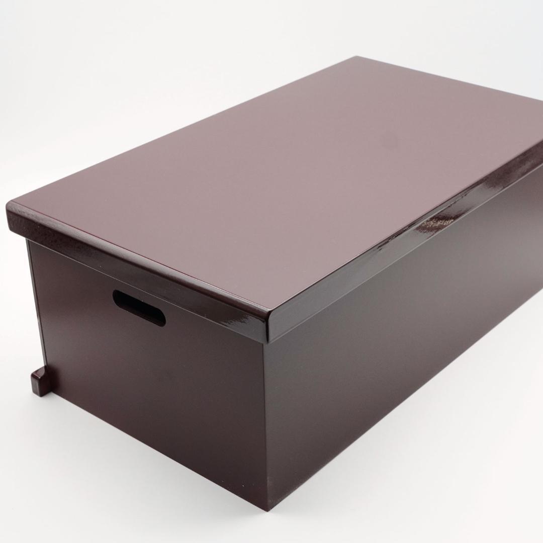 久月　ひな人形用 収納タイプの飾り台　ワイン塗り鞠刺繍