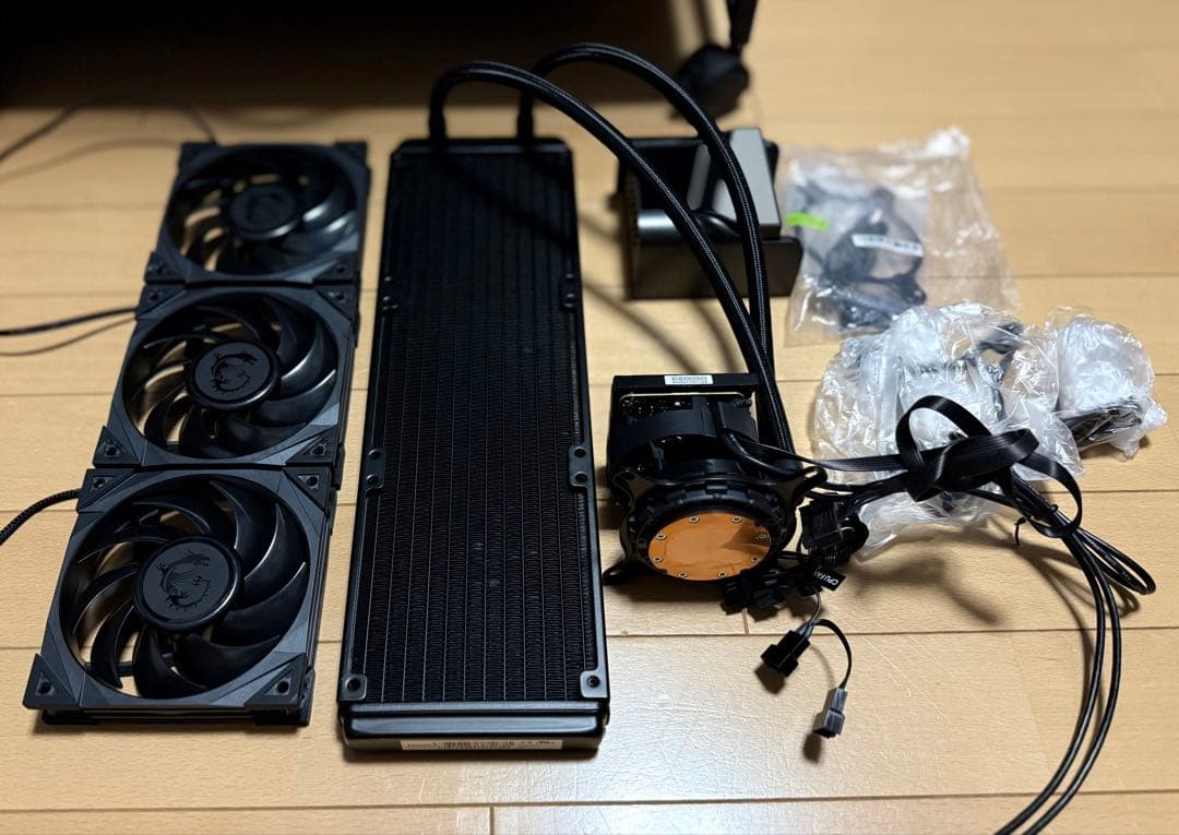 MSI MEG CORELIQUID S360 簡易水冷 CPUクーラー