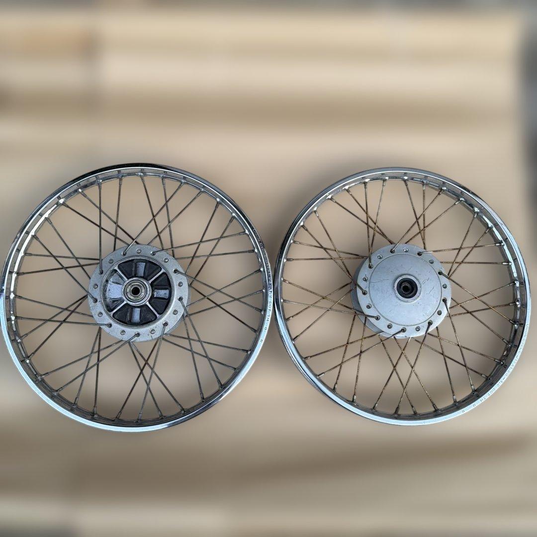 スーパーカブ　ホイール　ホンダ