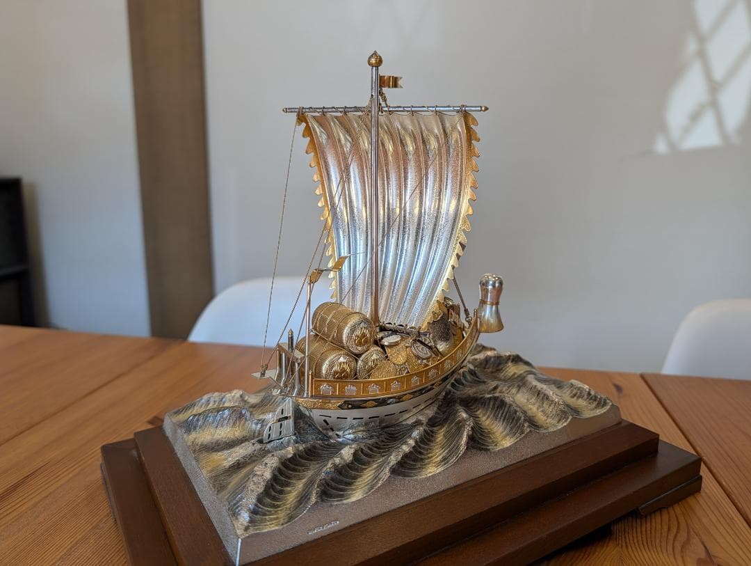 銀製　宝船　置物