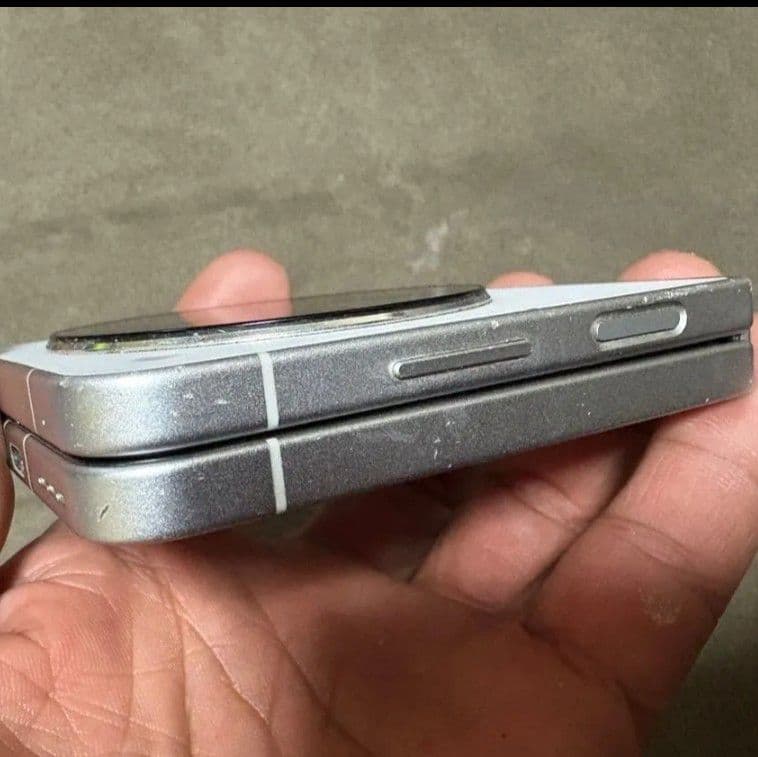 Libero Flip 128GB 正常品 匿名配送 当日発送翌日到着