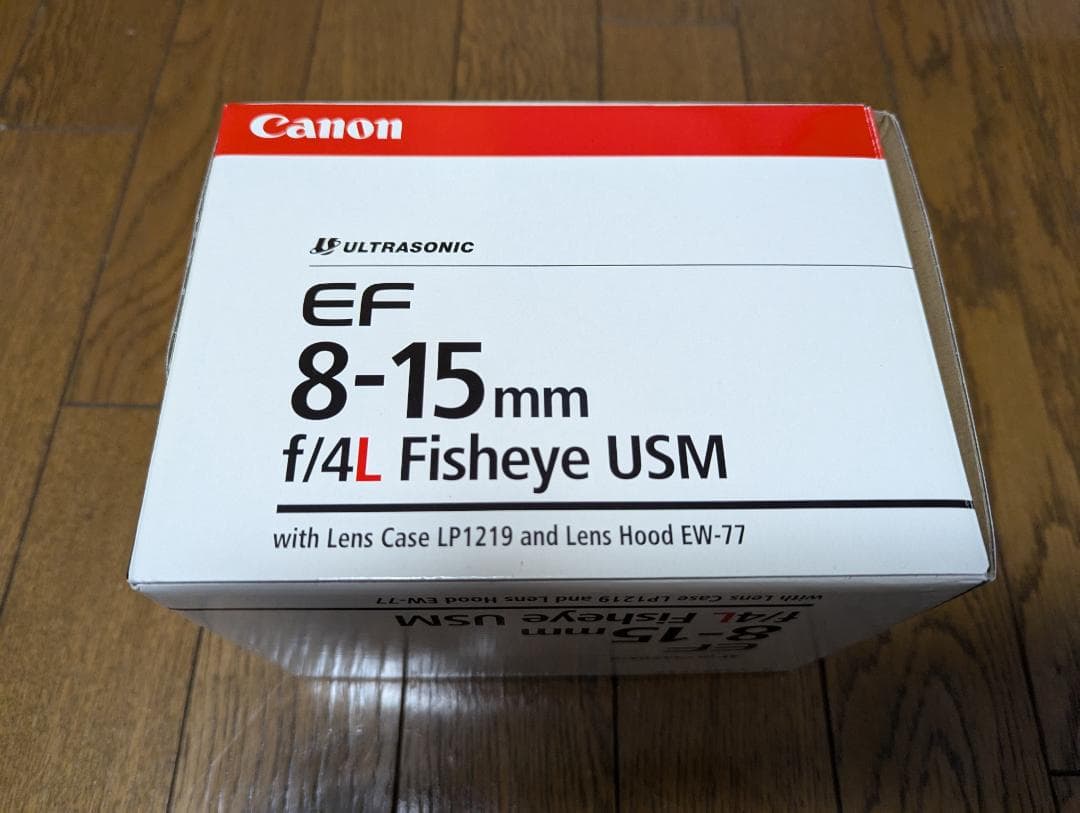 Canon EF8-15mm F4L フィッシュアイ USM Fisheye