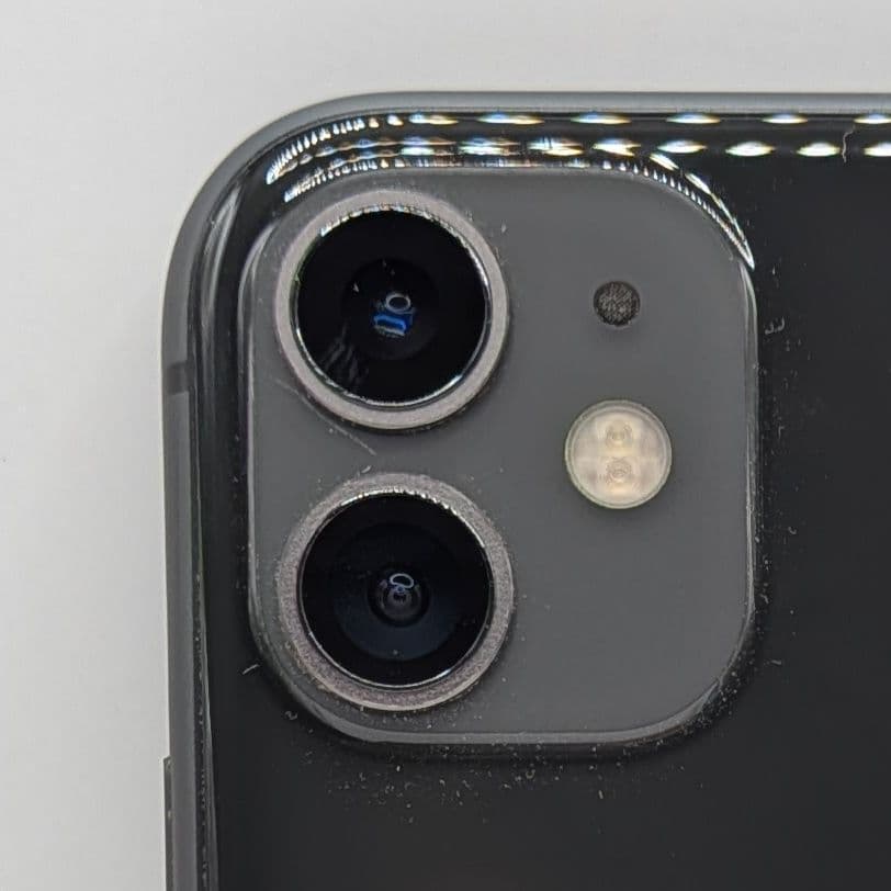 iPhone11 64GB ブラック 新品バッテリー SIMフリー　美品