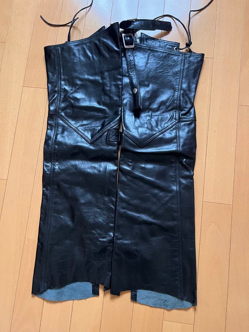 バイクチャップスSサイズ（水牛革） SサイズですがMサイズ感有り。