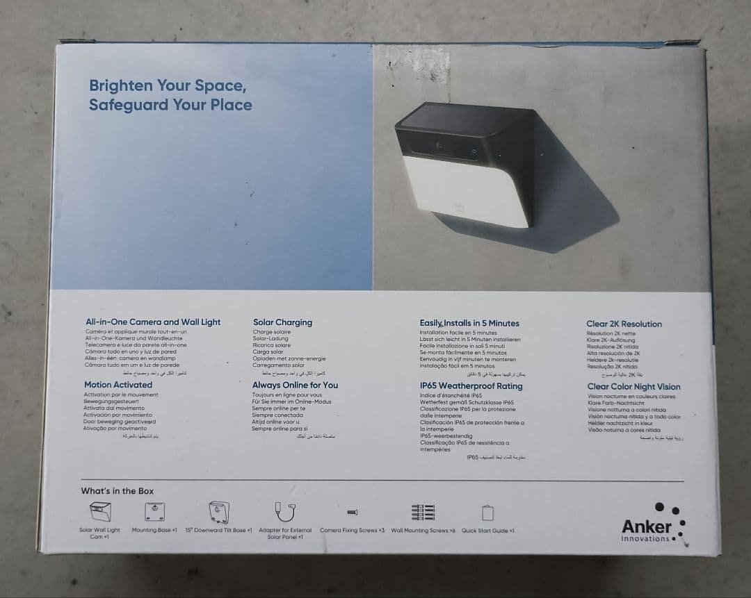 防犯カメラ Anker Eufy Solar Wall Light Cam S120