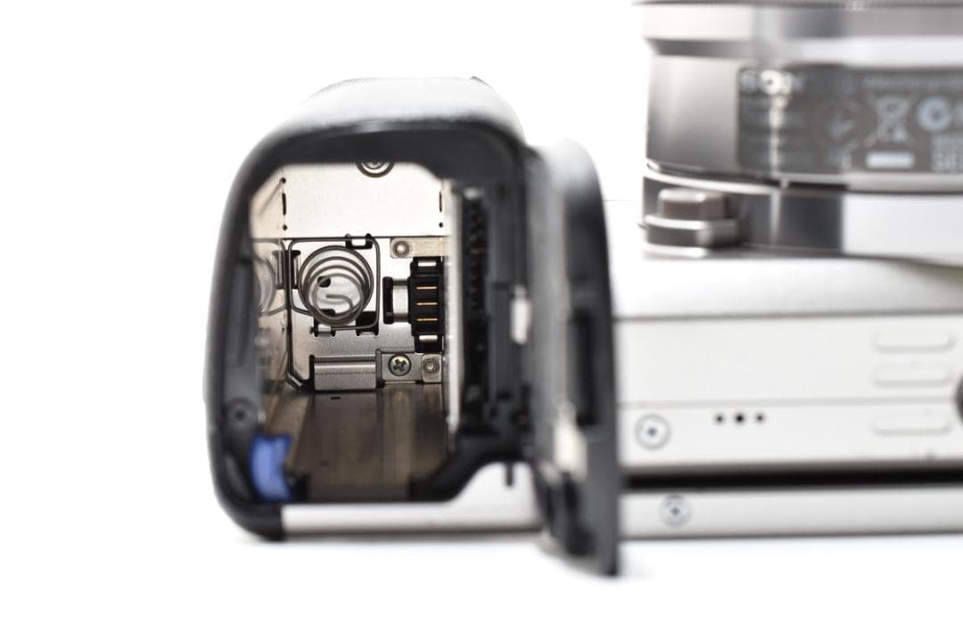 ソニー　SONY α6000 レンズキット S数1075回 安心の動作確認済品