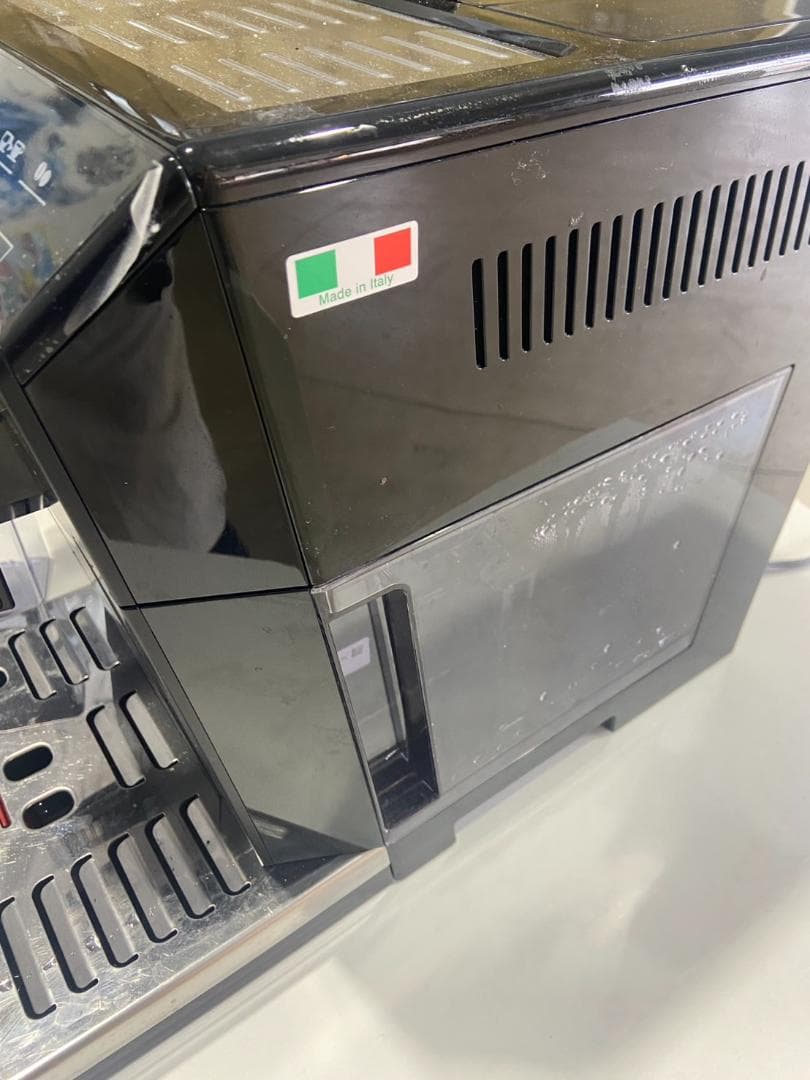 デロンギ　全自動エスプレッソマシン