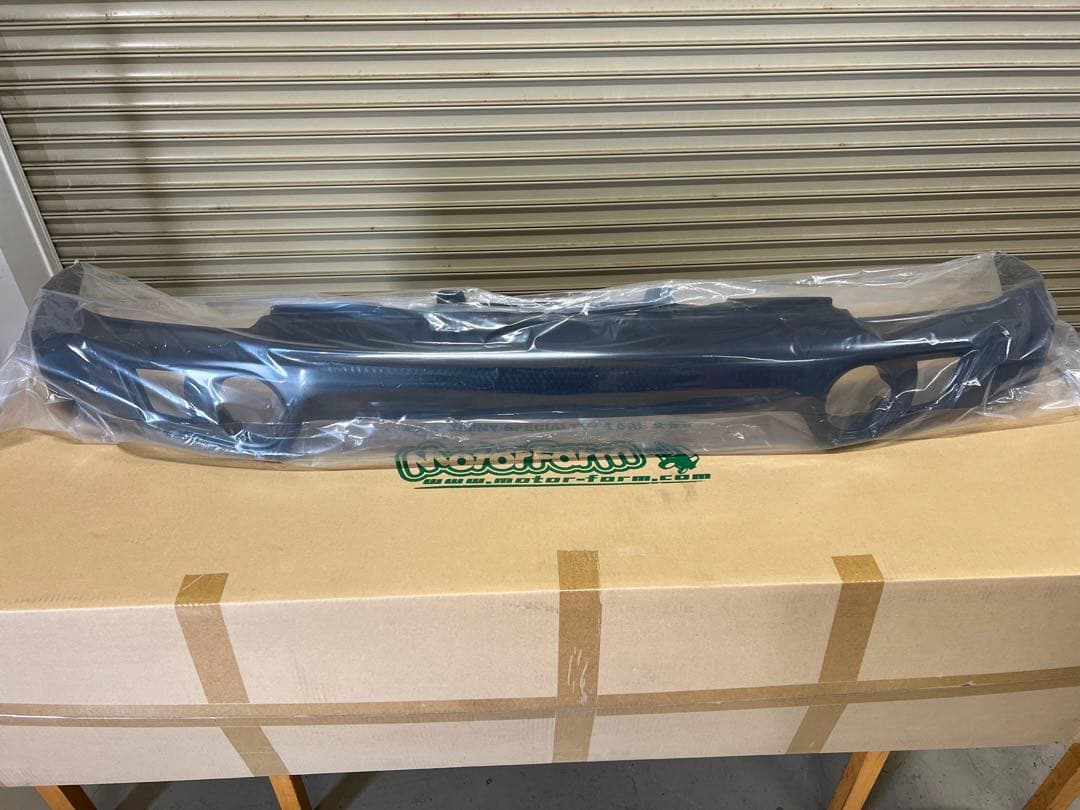 【新品・未使用】モーターファーム フロント ウレタンバンパー jb23 ジムニー