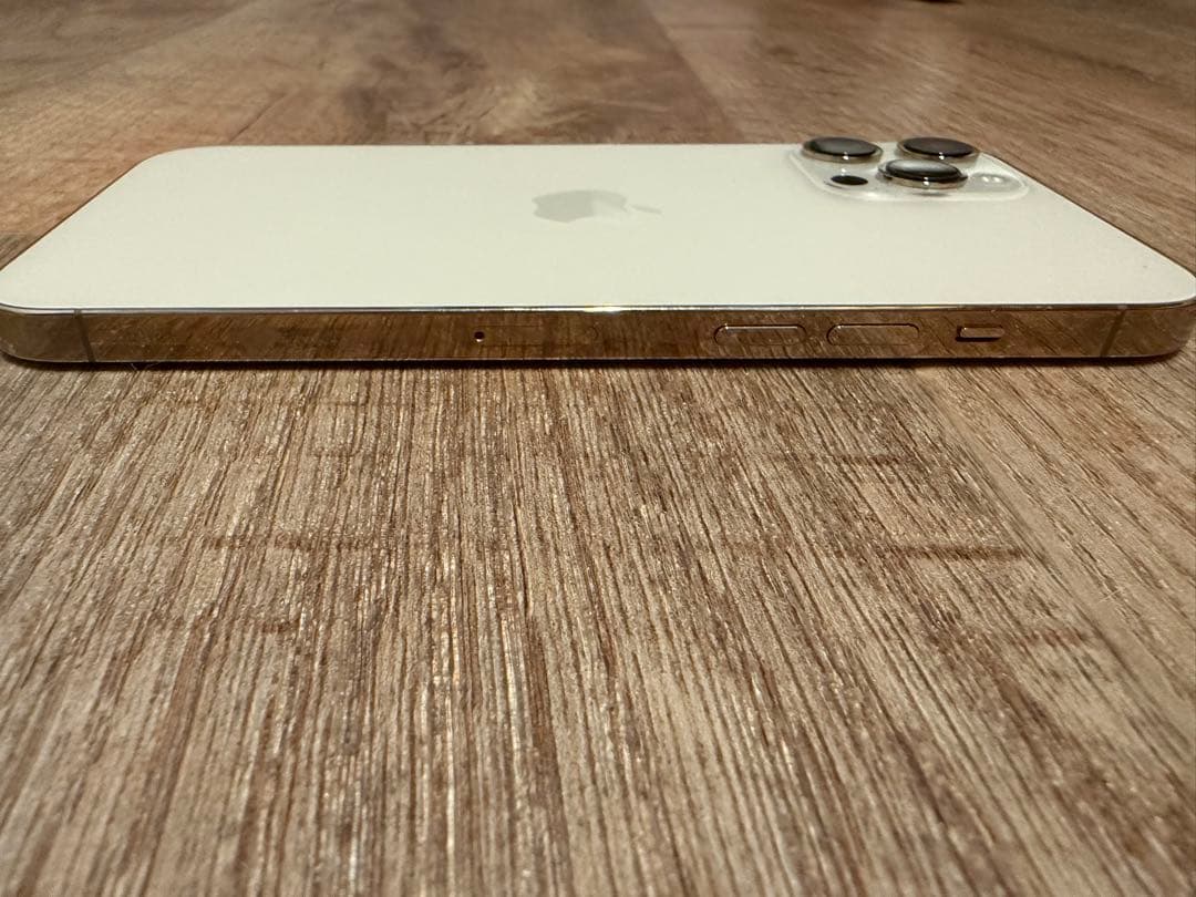 iPhone 12 Pro ゴールド 本体