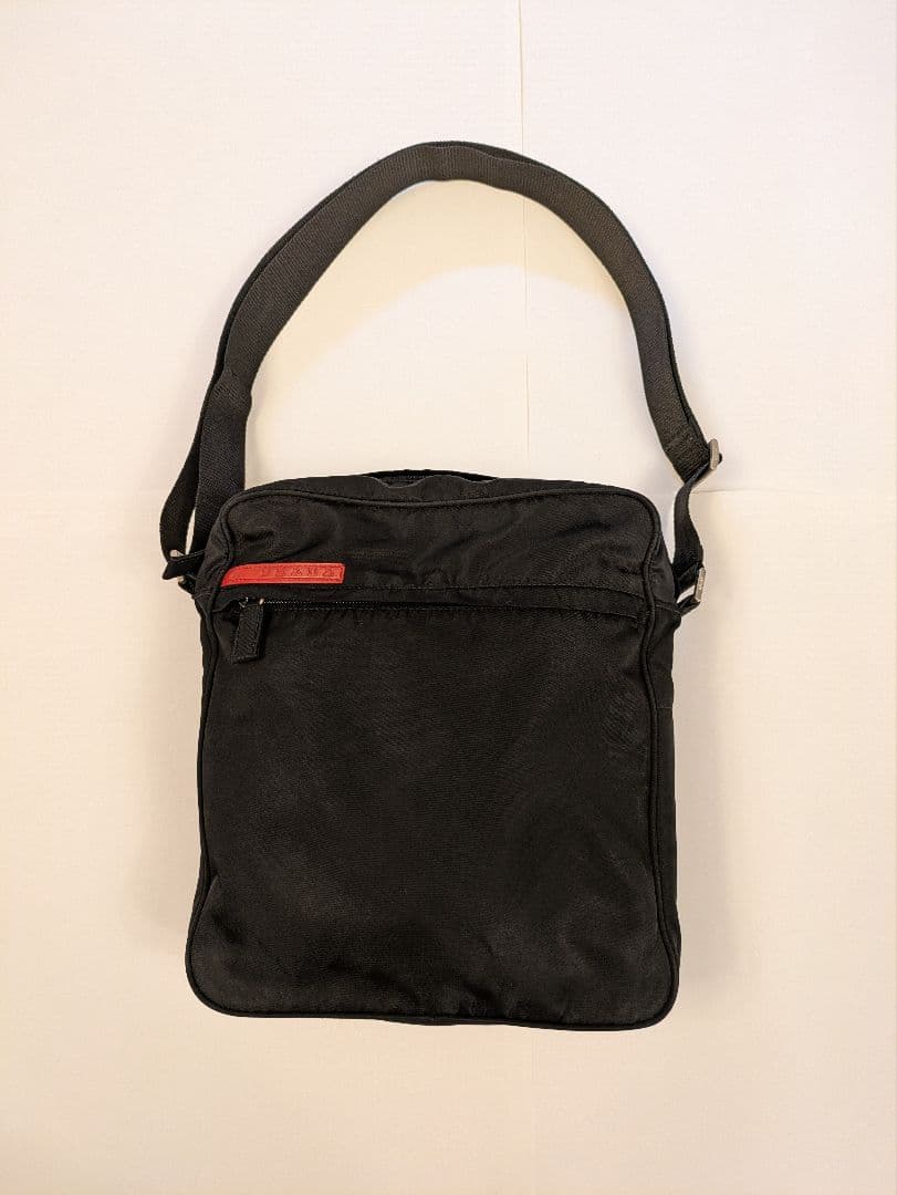 PRADA スポーツ ブラック ショルダーバッグ