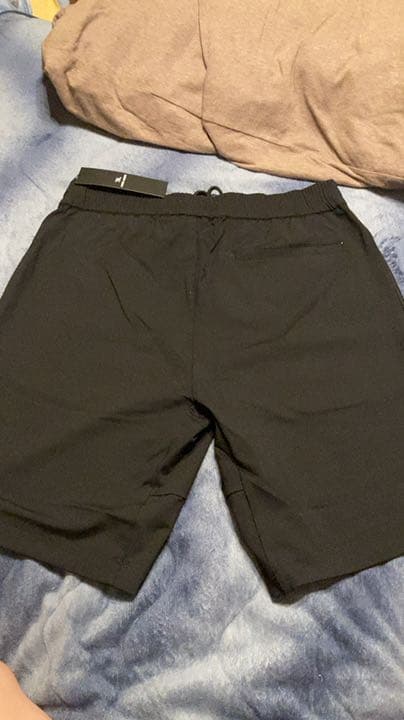 西*ん様 マタンアヴニールのショートパンツ