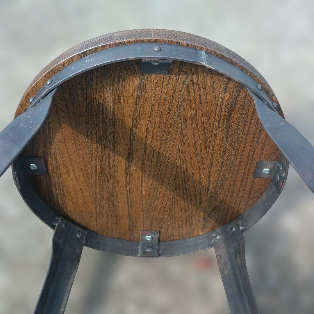 S*y様 5004）円形木製座面のアイアンスツール　ヴィンテージ　インダストリア