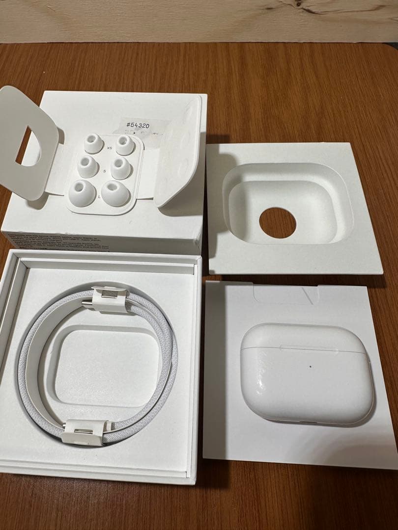 【美品】 AirPods Pro 第2世代 MTJV3J/A 4TV0C