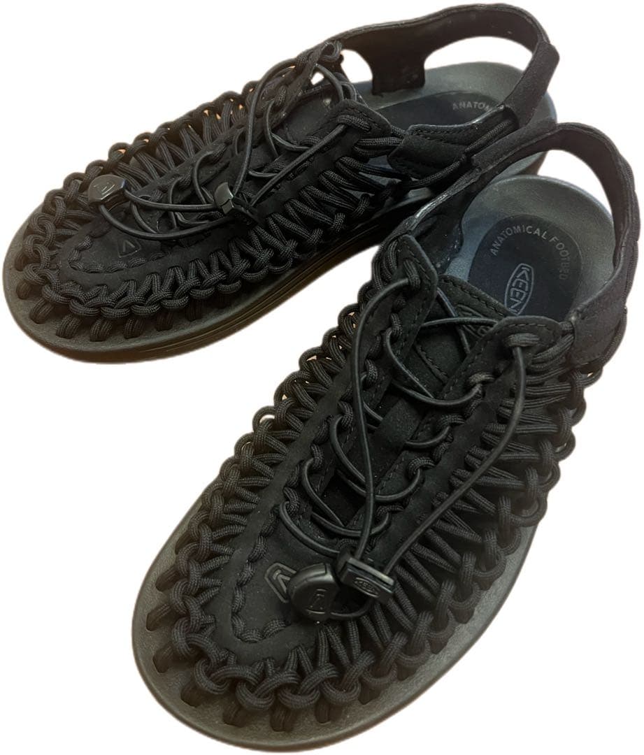 KEEN UNEEK(ユニーク)レディース　サンダル24cm ブラック