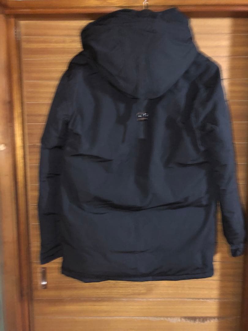 メンズダウンジャケット　ブラック カナダグースSサイズ